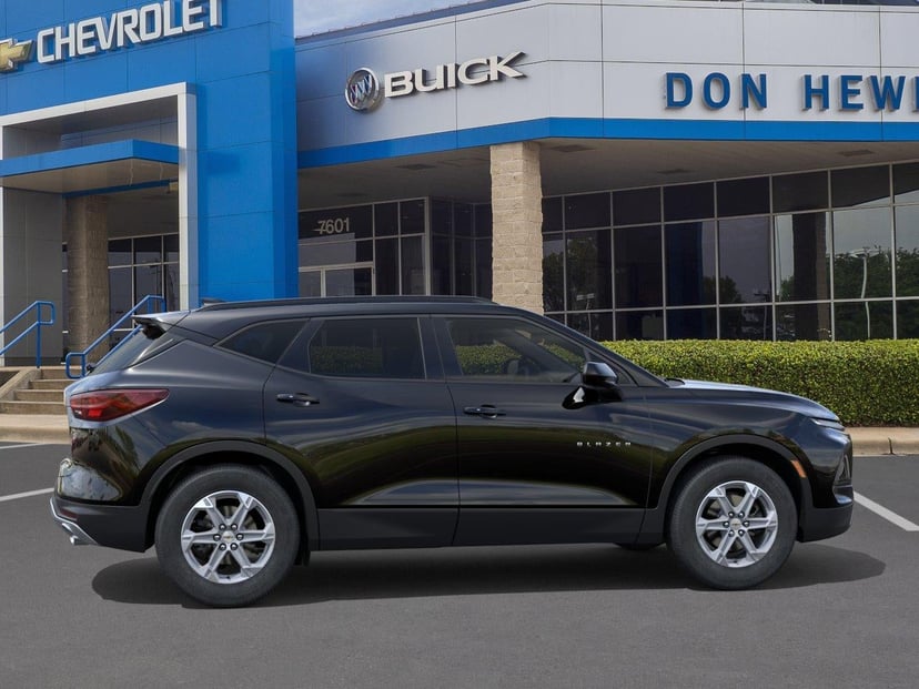 2026 Chevrolet Blazer - Image 2
