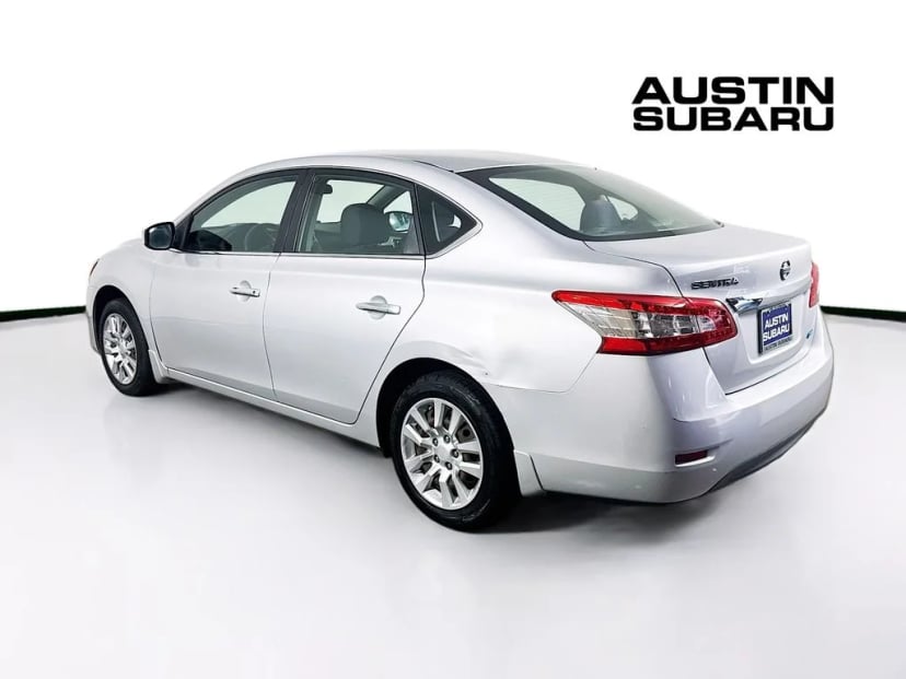2013 Nissan Sentra - Image 3
