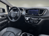 2024 Chrysler Pacifica - Preview 7