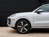 2026 Porsche Cayenne - Preview 11