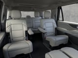 2026 Lincoln Navigator - Preview 11