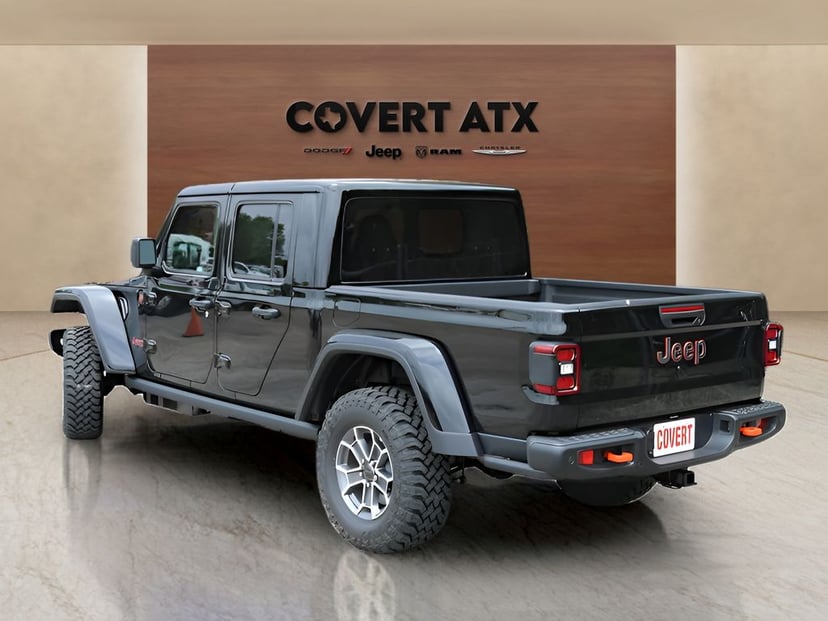 2026 Jeep Gladiator - Image 2