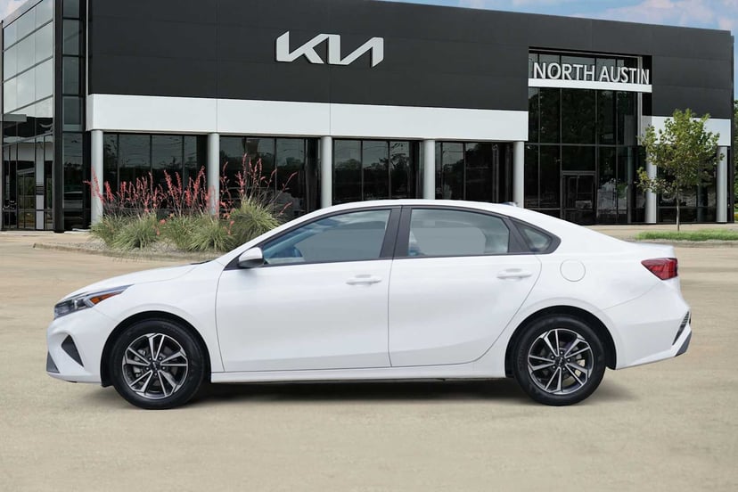 2024 Kia Forte - Image 2