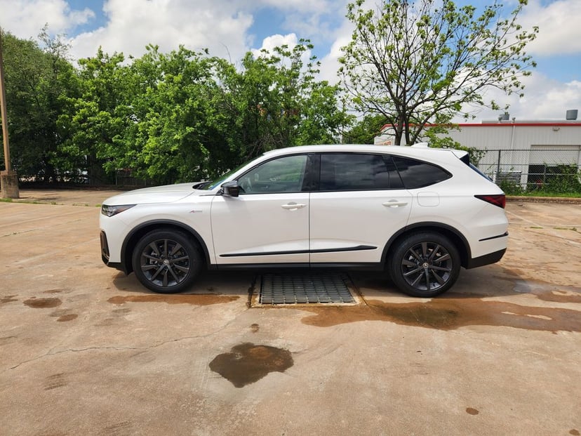 2026 Acura MDX - Image 2