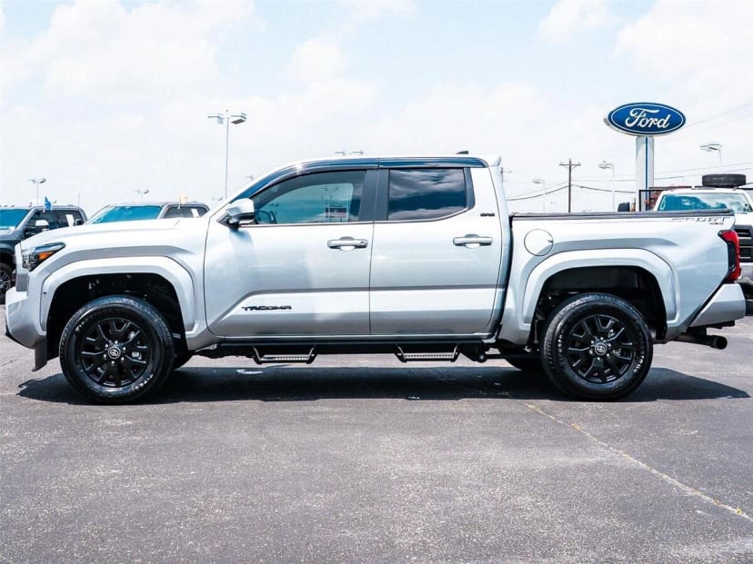 2025 Toyota Tacoma - Image 2