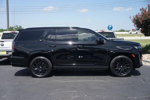 2023 Cadillac Escalade - Image 2