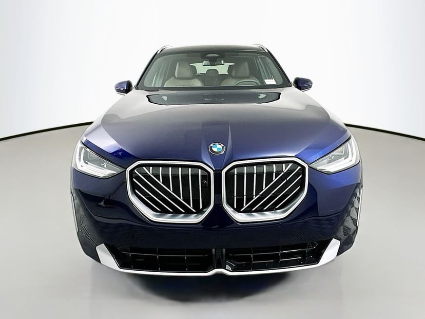 2026 BMW X3 - Image 3