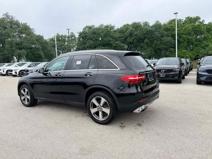 2019 Mercedes-Benz GLC-Class - Image 2