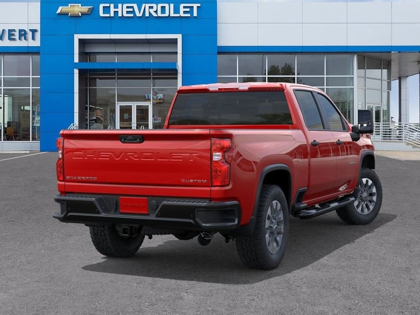 2026 Chevrolet Silverado 2500 HD - Image 2