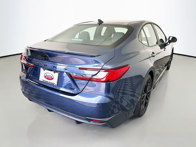 2026 Toyota Camry - Image 2