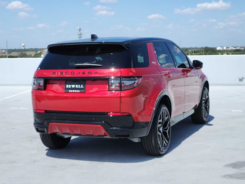 2026 Land Rover Discovery Sport - Image 3