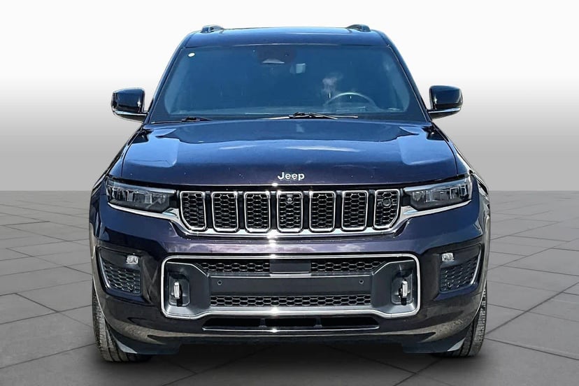 2023 Jeep Grand Cherokee L - Image 3