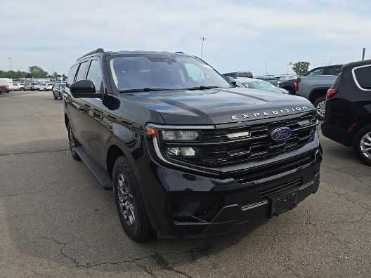 2025 Ford Expedition - Image 1