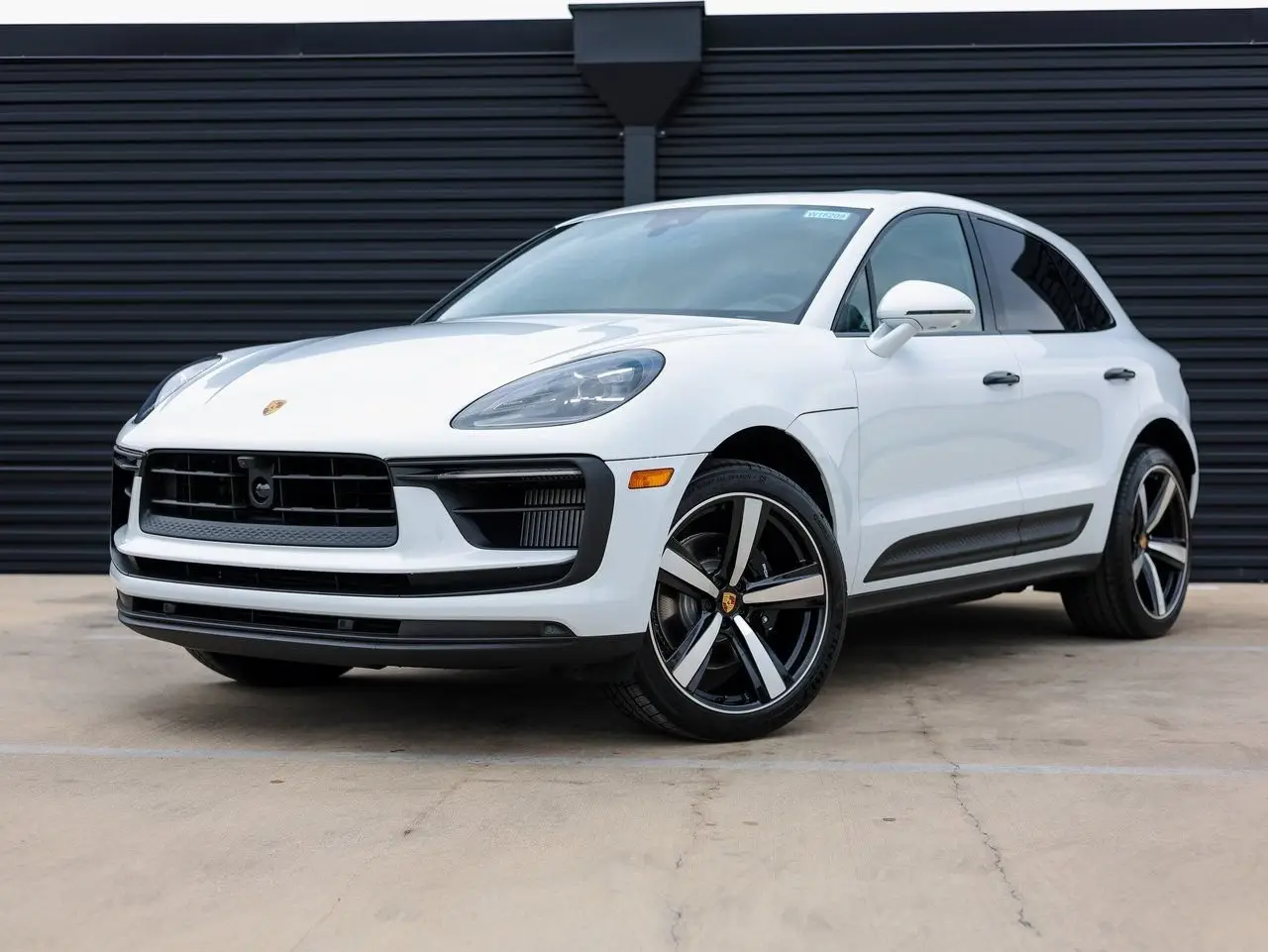 2026 Porsche Macan - Image 1