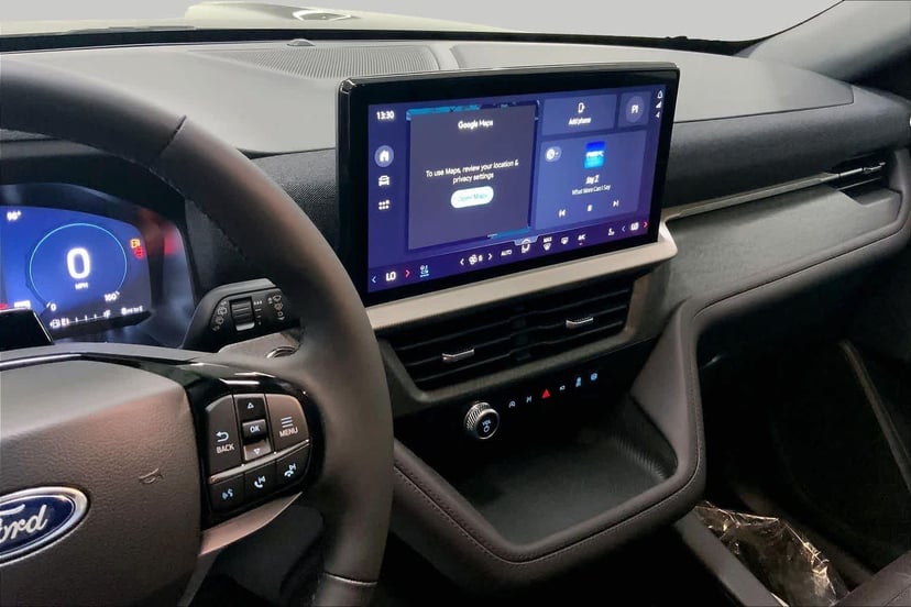 2026 Ford Explorer - Image 3