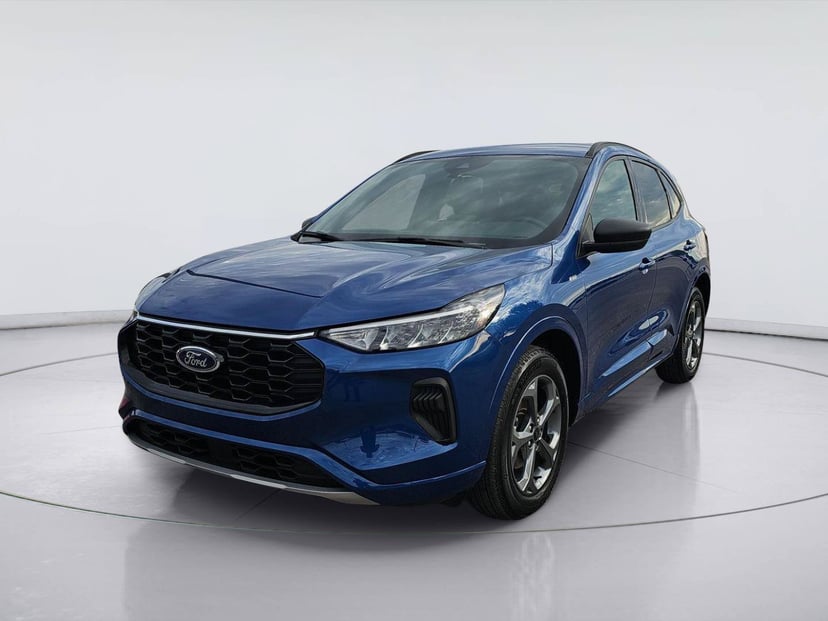 2023 Ford Escape - Image 1