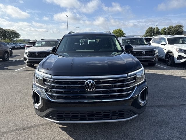 2026 Volkswagen Atlas - Image 3