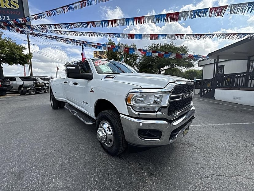 2024 Ram 3500 - Image 1