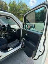 2017 Jeep Renegade - Preview 12