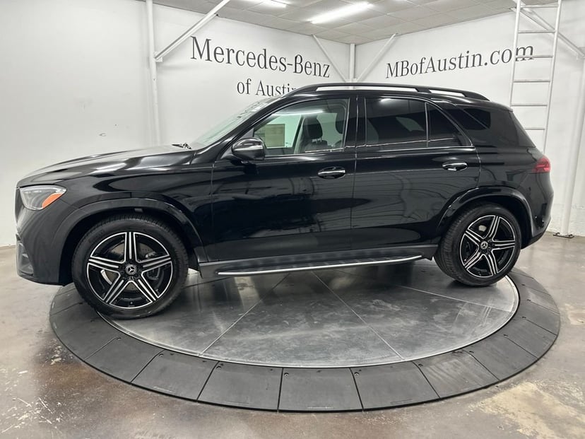 2026 Mercedes-Benz GLE - Image 2
