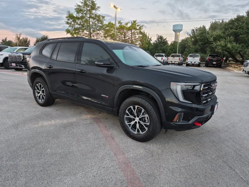 2025 GMC Acadia - Image 1