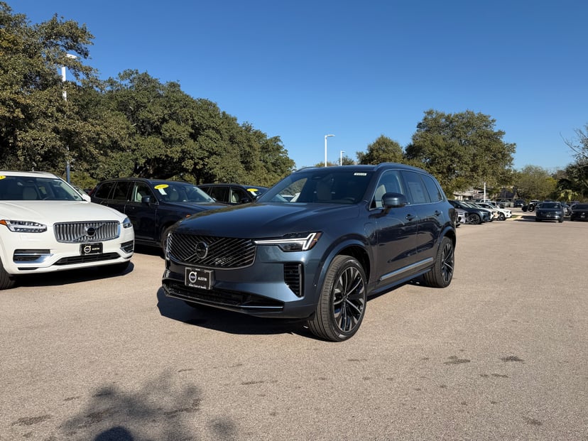 2026 Volvo XC90 - Image 1
