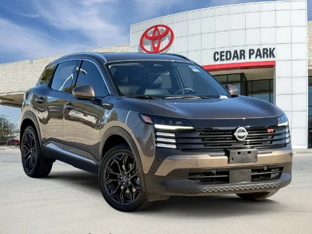 2025 Nissan Kicks - Image 1