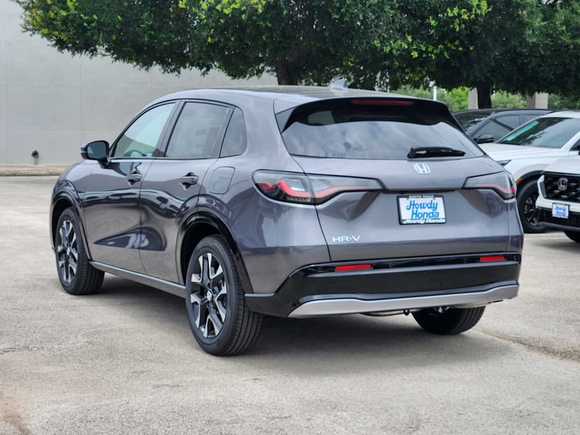 2027 Honda HR-V - Image 3
