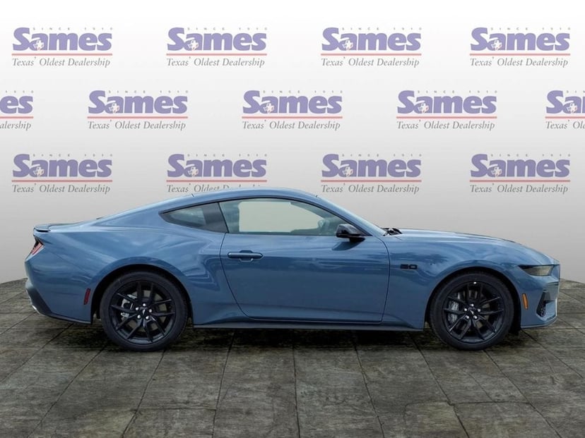 2026 Ford Mustang - Image 2