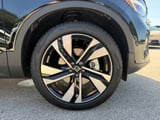 2026 Volvo XC40 - Preview 6