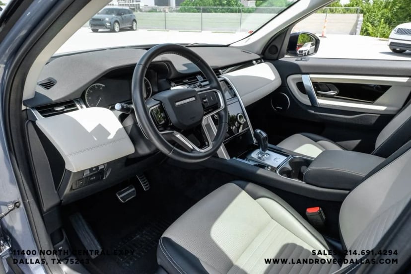 2023 Land Rover Discovery Sport - Image 2