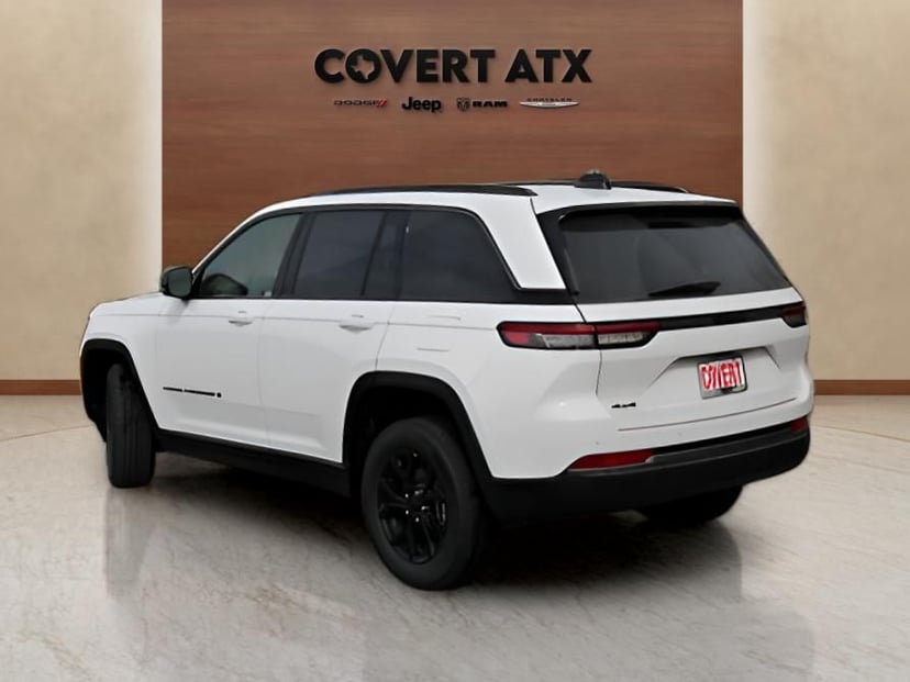 2026 Jeep Grand Cherokee - Image 2
