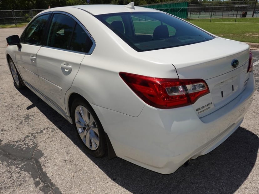 2017 Subaru Legacy - Image 3