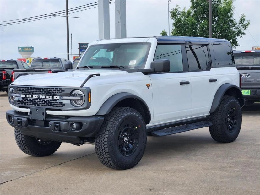 2026 Ford Bronco - Image 1