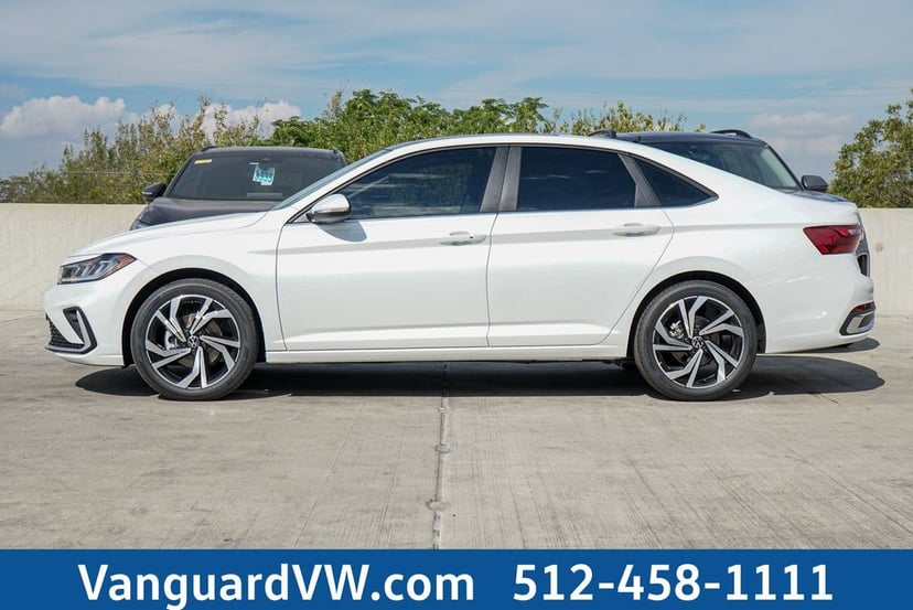 2026 Volkswagen Jetta - Image 2