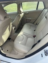 2016 Volvo V60 - Preview 7
