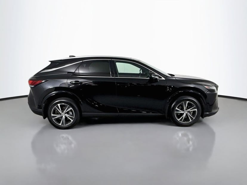 2023 Lexus RX - Image 2