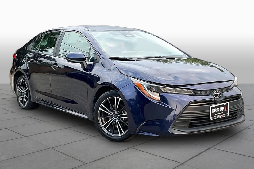 2024 Toyota Corolla - Image 2