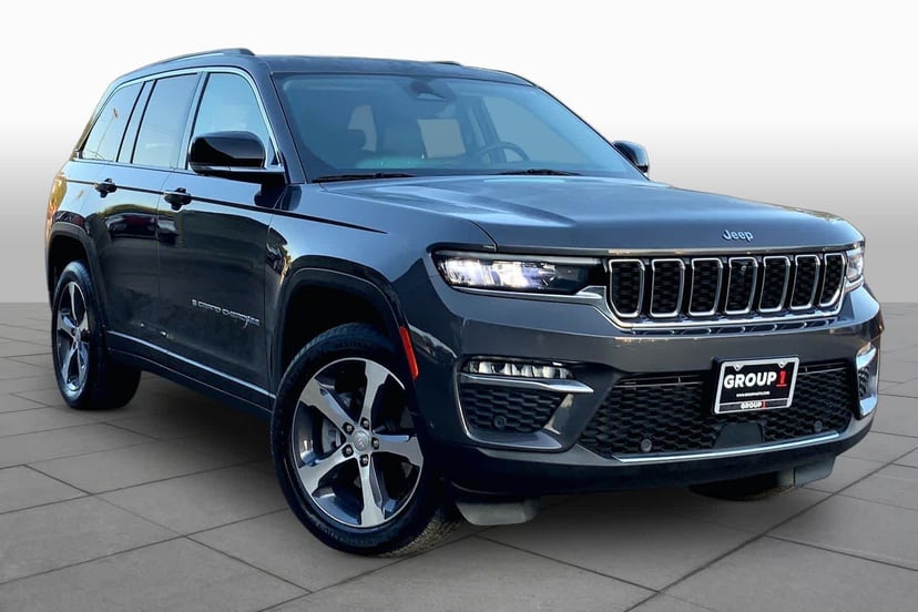 2023 Jeep Grand Cherokee - Image 1