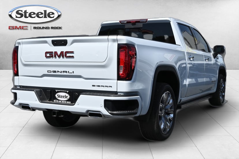 2026 GMC Sierra 1500 - Image 2