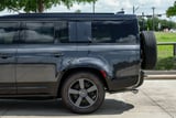 2025 Land Rover Defender - Preview 15