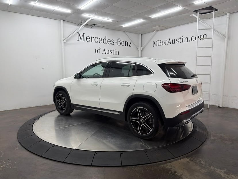 2026 Mercedes-Benz GLA-Class - Image 3
