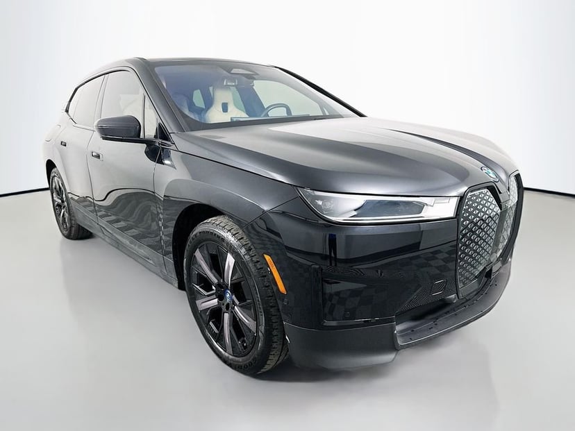 2024 BMW iX - Image 3