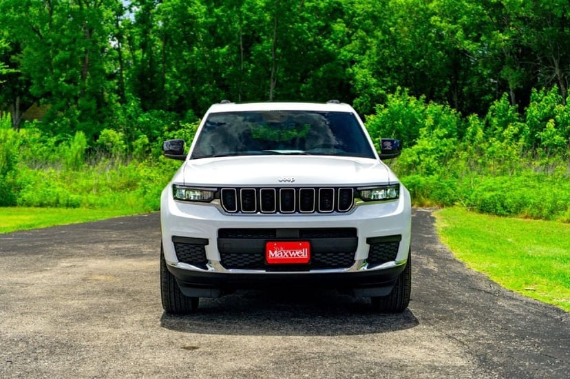 2026 Jeep Grand Cherokee L - Image 3