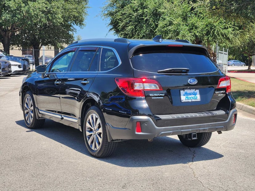 2018 Subaru Outback - Image 3