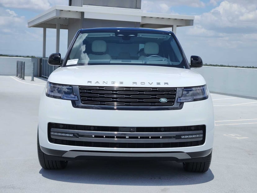 2026 Land Rover Range Rover - Image 3