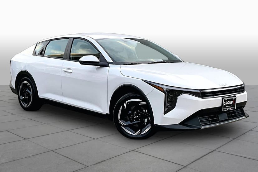 2025 Kia K4 - Image 1