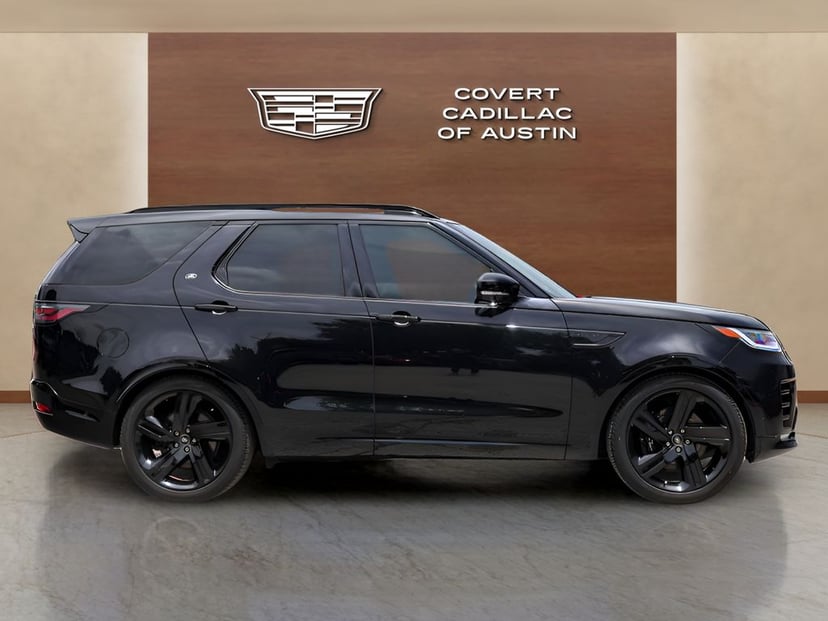 2024 Land Rover Discovery Metropolitan Edition - Image 2