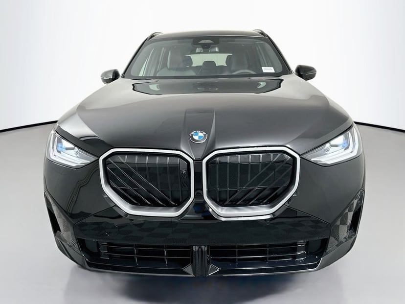 2026 BMW X3 - Image 3