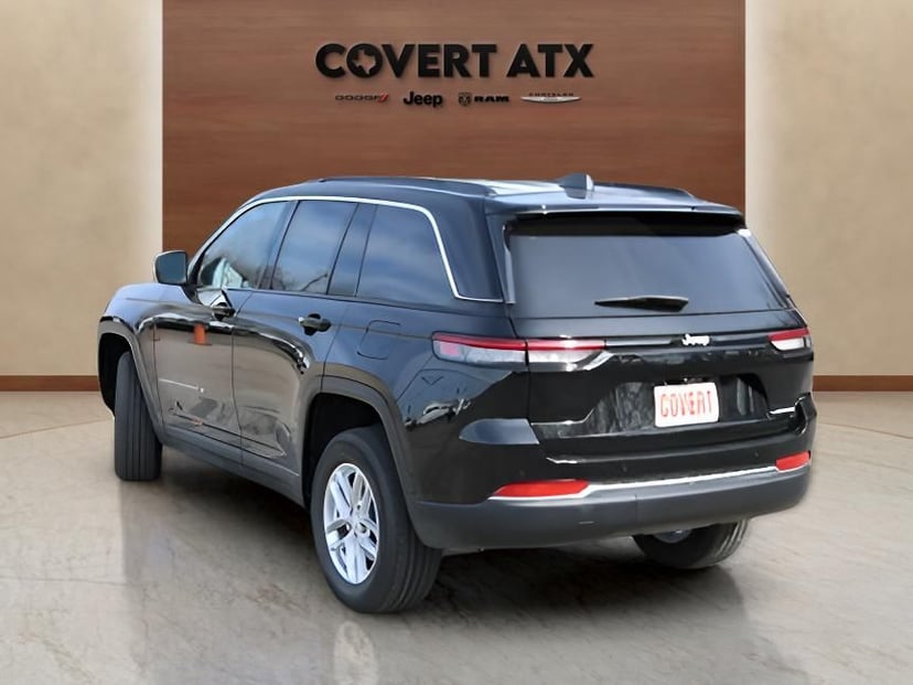 2026 Jeep Grand Cherokee - Image 3